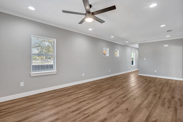 430 N Hutcheson Street, Houston, TX 77003