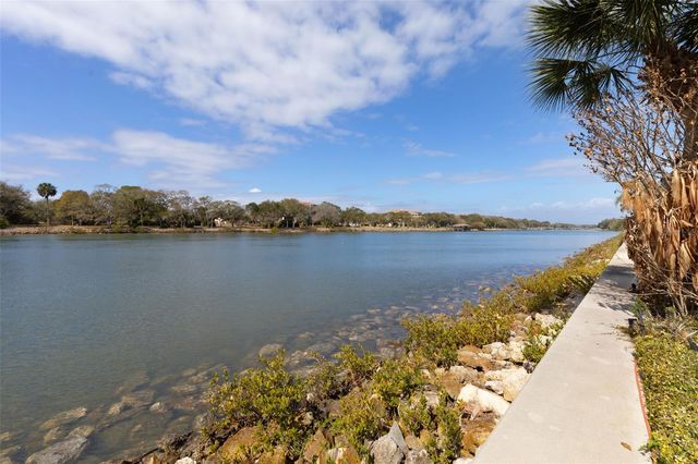 262 YACHT HARBOR DRIVE, Palm Coast, FL 32137