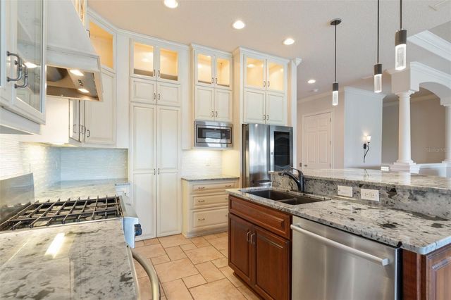 262 YACHT HARBOR DRIVE, Palm Coast, FL 32137