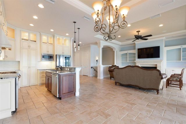 262 YACHT HARBOR DRIVE, Palm Coast, FL 32137