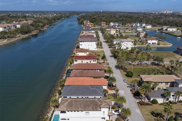 262 YACHT HARBOR DRIVE, Palm Coast, FL 32137