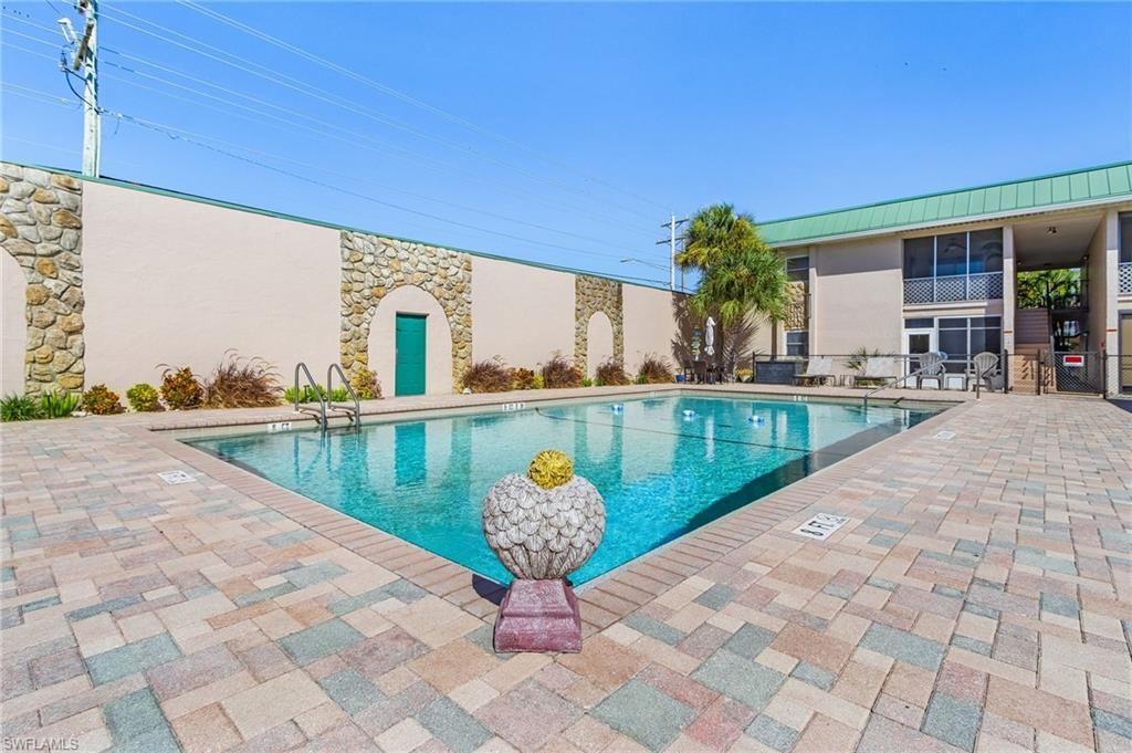 Image 17 of property listing at 3905 Del Prado BLVD S # 101, Cape Coral, FL 33904