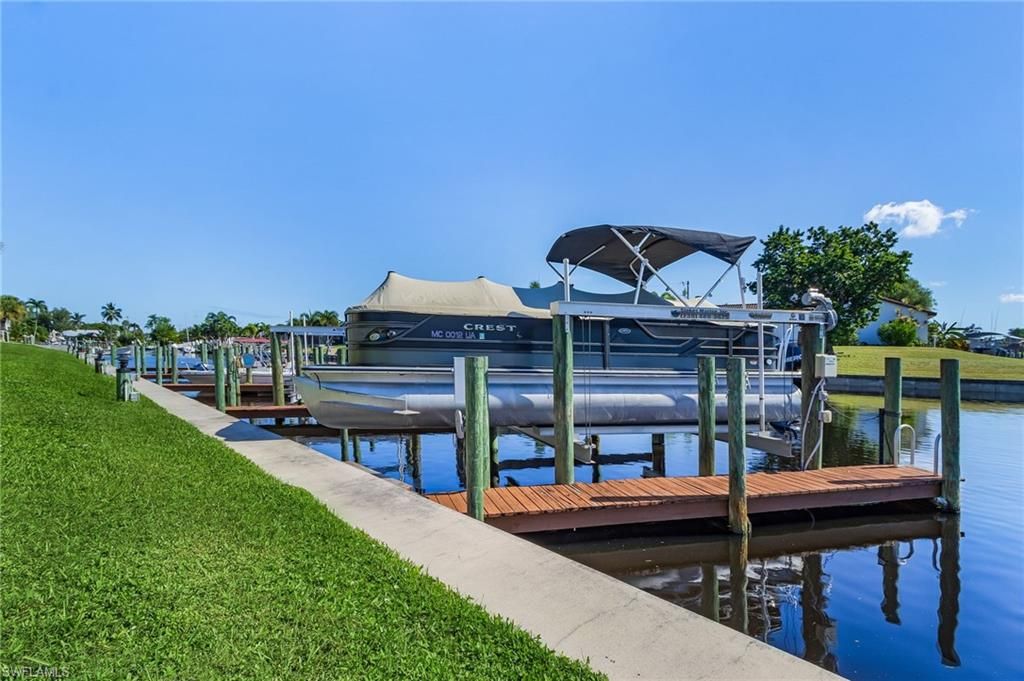 Image 21 of property listing at 3905 Del Prado BLVD S # 101, Cape Coral, FL 33904