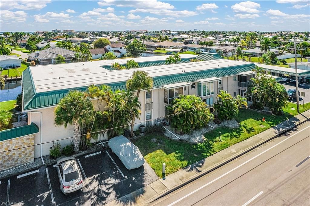 Image 25 of property listing at 3905 Del Prado BLVD S # 101, Cape Coral, FL 33904