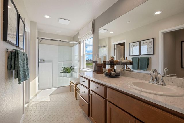 437 Lemongrass St, Turlock, CA 95380