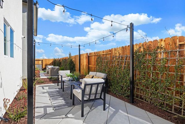 437 Lemongrass St, Turlock, CA 95380