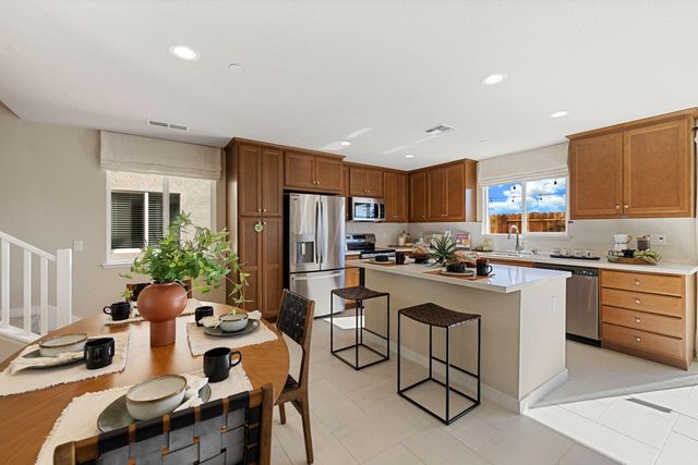 437 Lemongrass St, Turlock, CA 95380