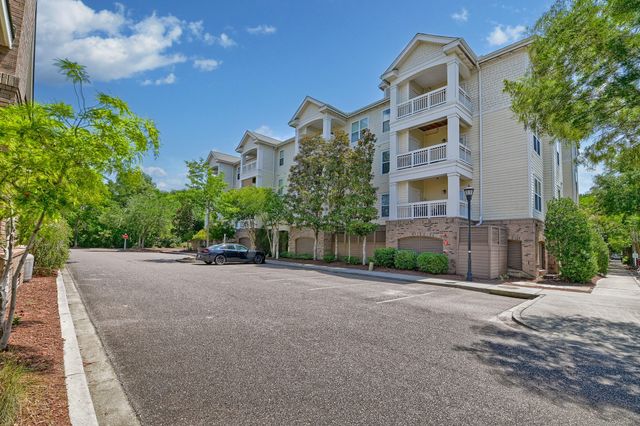 2244 Ashley Crossing Drive Unit 237, Charleston, SC 29414