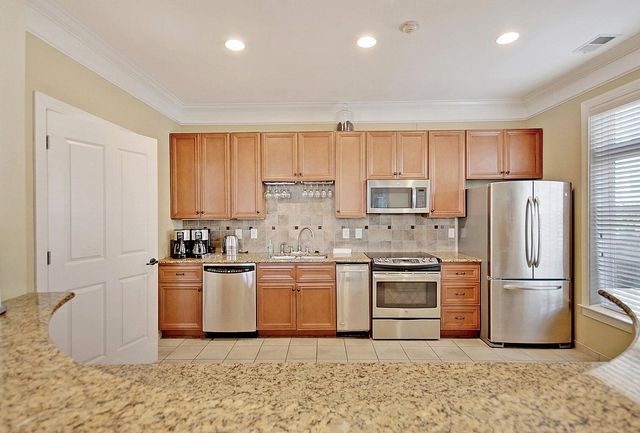 2244 Ashley Crossing Drive Unit 237, Charleston, SC 29414