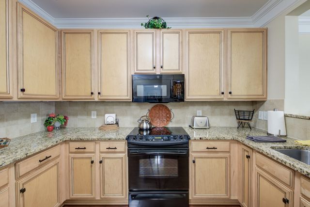 2244 Ashley Crossing Drive Unit 237, Charleston, SC 29414