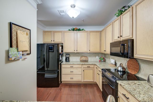 2244 Ashley Crossing Drive Unit 237, Charleston, SC 29414