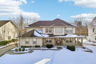 8017 Insignia Court, Long Grove, IL 60047