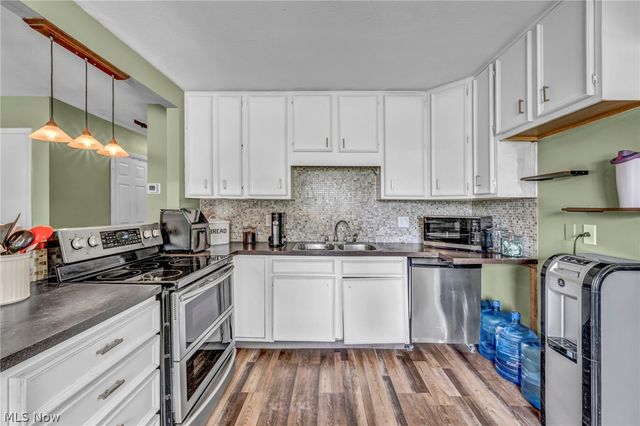 37338 Lakeshore Boulevard, Eastlake, OH 44095