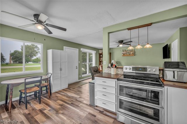 37338 Lakeshore Boulevard, Eastlake, OH 44095