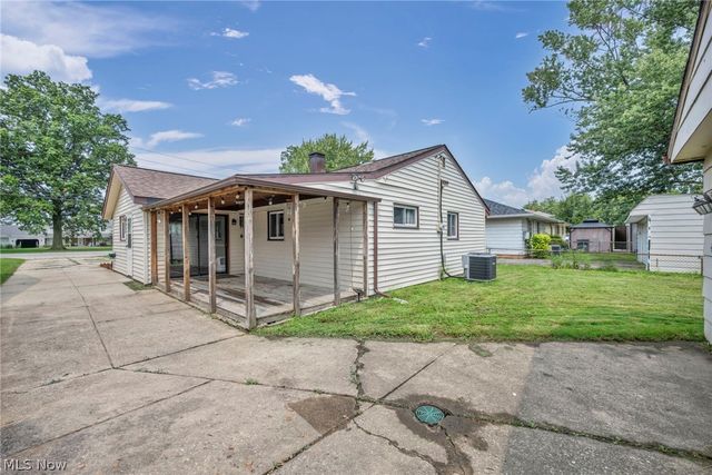 37338 Lakeshore Boulevard, Eastlake, OH 44095