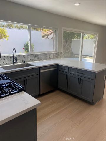 10220 El Monterey, Fountain Valley, CA 92708