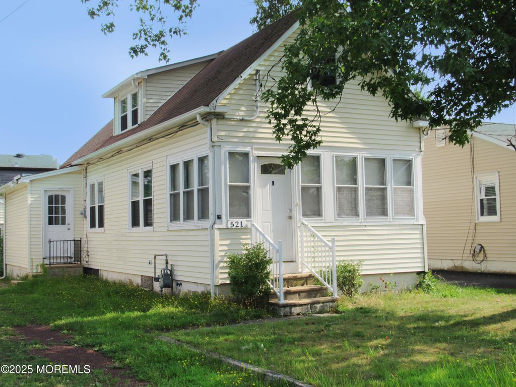 521 E Point Pleasant Avenue, Ocean Gate, NJ 08740