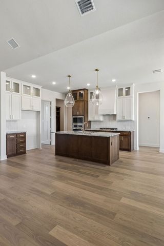 5001 Valley View Drive, Joshua, TX 76058