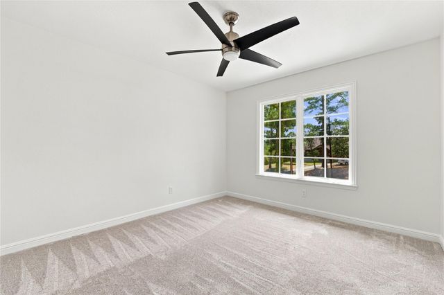212 Makaha DR, Bastrop, TX 78602