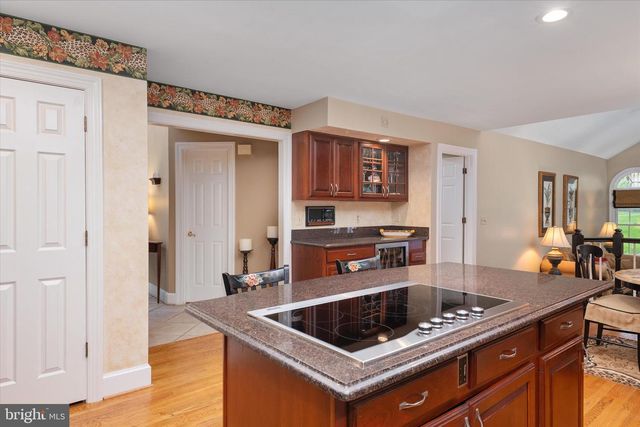 5613 SUGARBUSH LN, Rockville, MD 20852