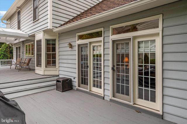 5613 SUGARBUSH LN, Rockville, MD 20852