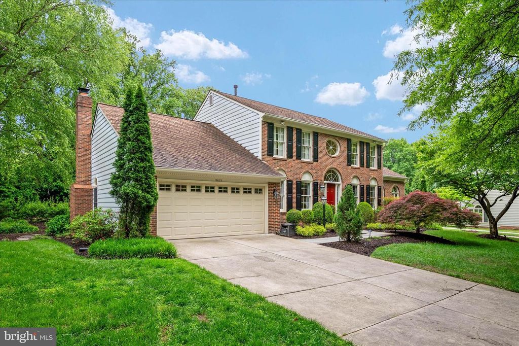 Image 52 of property listing at 5613 SUGARBUSH LN, Rockville, MD 20852