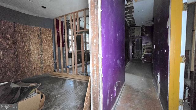 902 S 47TH ST, Philadelphia, PA 19143