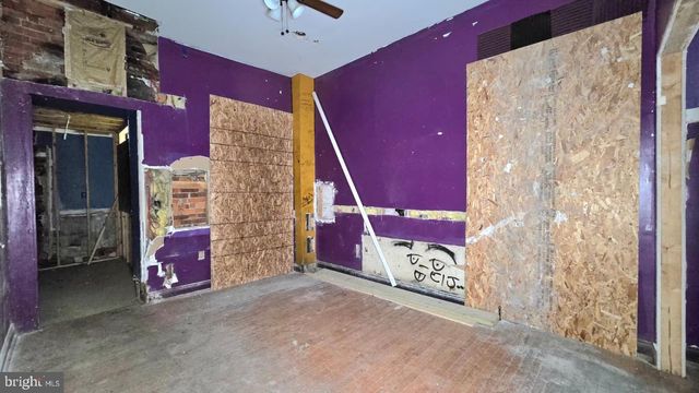 902 S 47TH ST, Philadelphia, PA 19143