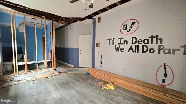 902 S 47TH ST, Philadelphia, PA 19143