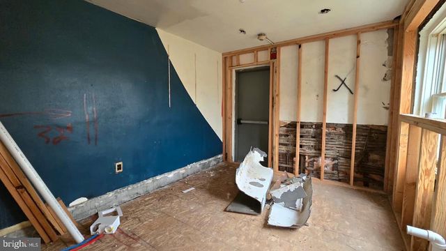 902 S 47TH ST, Philadelphia, PA 19143