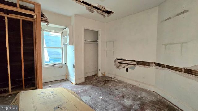 902 S 47TH ST, Philadelphia, PA 19143