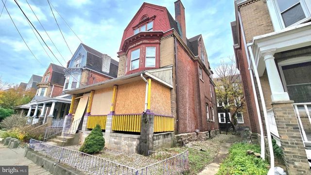 902 S 47TH ST, Philadelphia, PA 19143