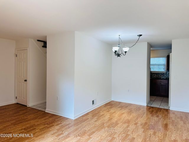 607 Bromelia Court, Jackson, NJ 08527