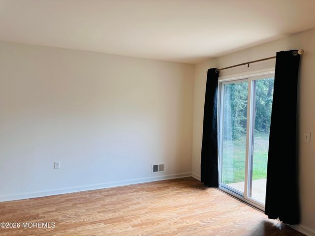607 Bromelia Court, Jackson, NJ 08527