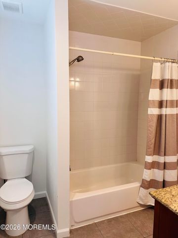 607 Bromelia Court, Jackson, NJ 08527