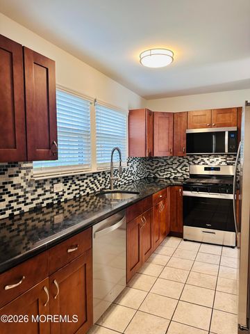 607 Bromelia Court, Jackson, NJ 08527