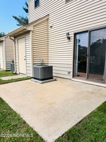 607 Bromelia Court, Jackson, NJ 08527