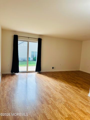 607 Bromelia Court, Jackson, NJ 08527