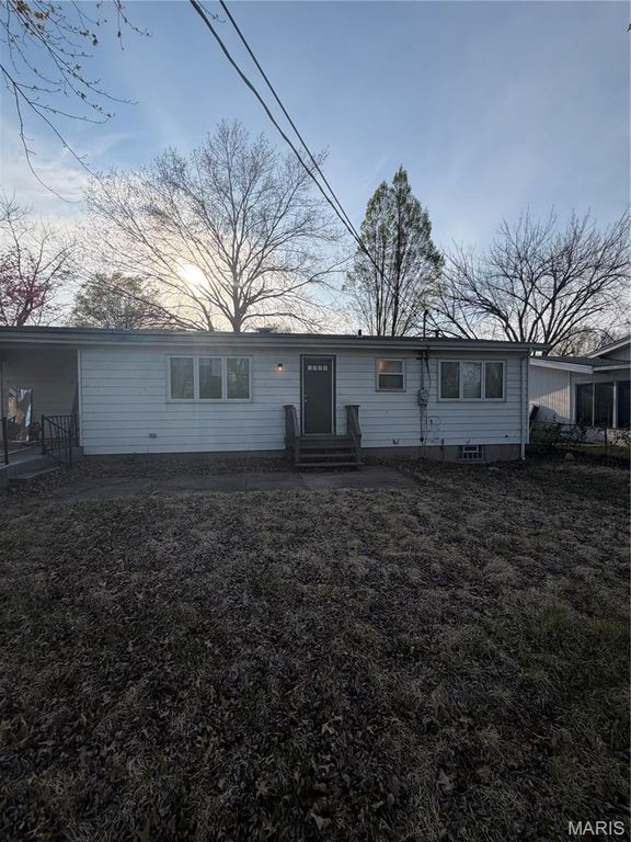 11420 Criterion Avenue, St Louis, MO 63138