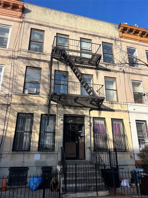 381 Chauncey Street 3A, Brooklyn, NY 11233