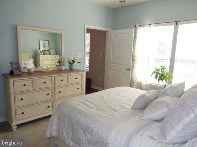 27 THORNTON DR, Ocean View, DE 19970