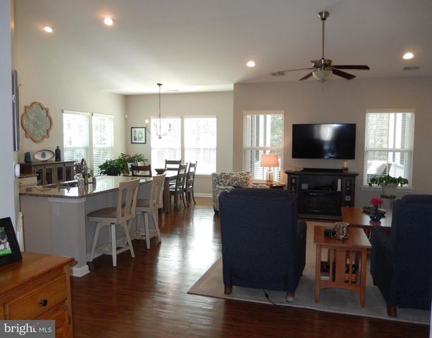 27 THORNTON DR, Ocean View, DE 19970