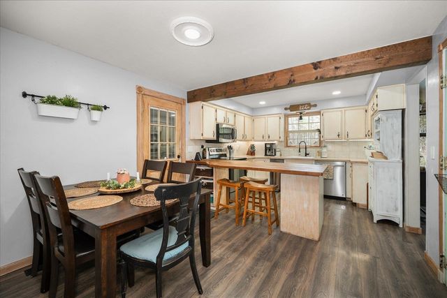 7114 W Melville Rd, Cheney, WA 99004