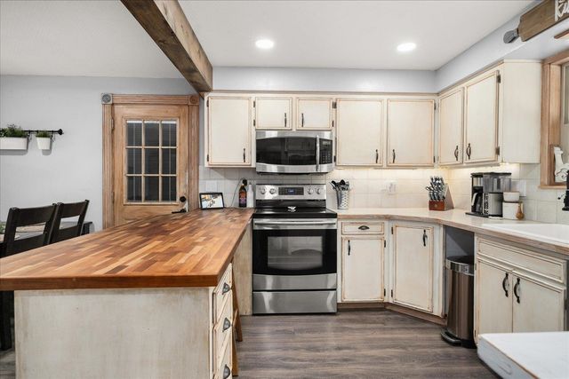 7114 W Melville Rd, Cheney, WA 99004