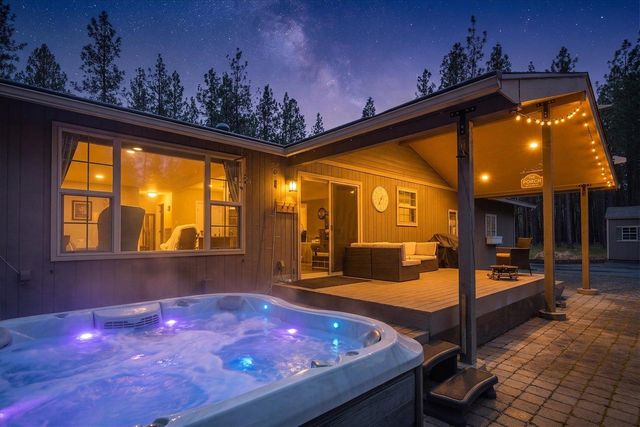 7114 W Melville Rd, Cheney, WA 99004
