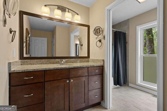 3865 Mabry Road NE, Roswell, GA 30075