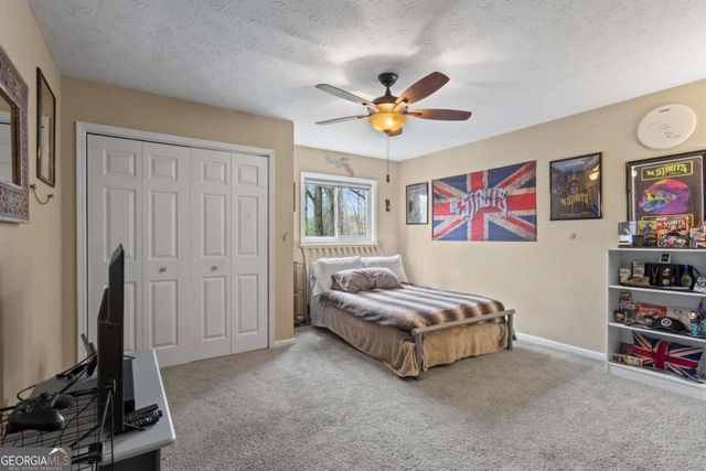 3865 Mabry Road NE, Roswell, GA 30075