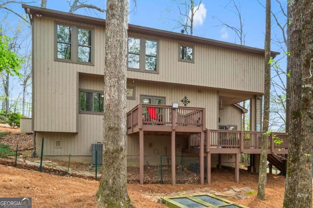 3865 Mabry Road NE, Roswell, GA 30075
