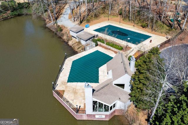 3865 Mabry Road NE, Roswell, GA 30075