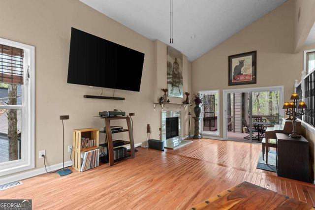 3865 Mabry Road NE, Roswell, GA 30075